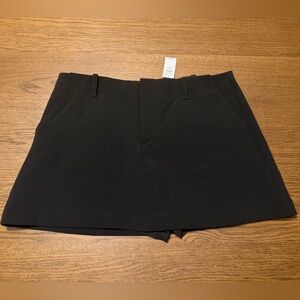 NWT Black GAP Bistretch Tailored Women’s Skort